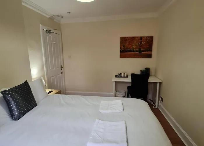 Arthur St Rooms